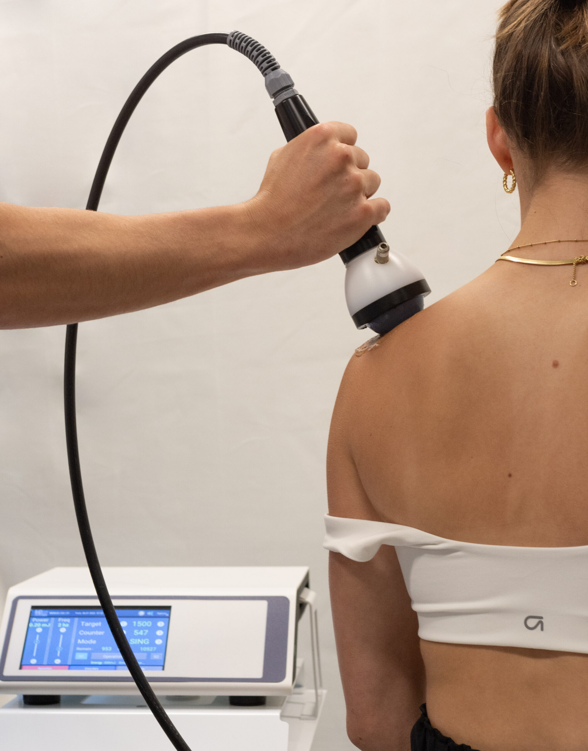 Stemwave Shockwave therapy to shoulder for pain and inflamation
